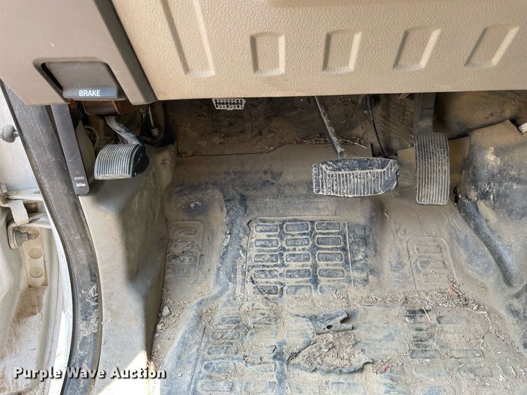 image for item DL3791 2008 Ford F450 Super Duty XL  Crew Cab utility / service truck