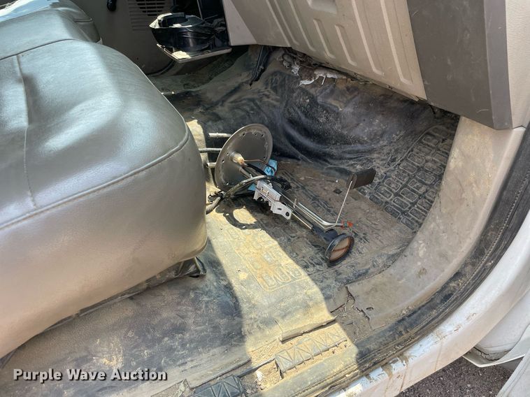 image for item DL3791 2008 Ford F450 Super Duty XL  Crew Cab utility / service truck