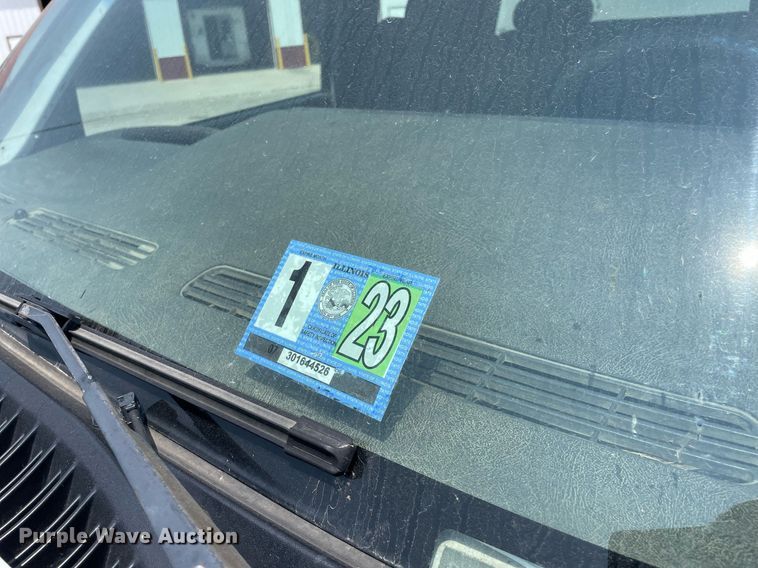 image for item DL3792 2007 Chevrolet Silverado 2500HD  Ext. Cab utility bed pickup truck