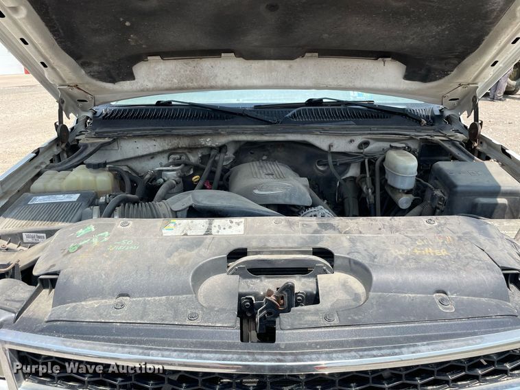 image for item DL3792 2007 Chevrolet Silverado 2500HD  Ext. Cab utility bed pickup truck