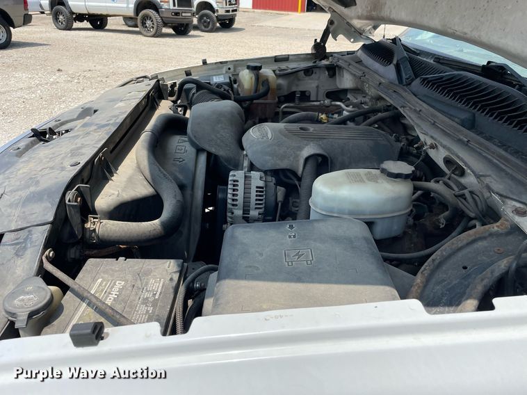 image for item DL3792 2007 Chevrolet Silverado 2500HD  Ext. Cab utility bed pickup truck