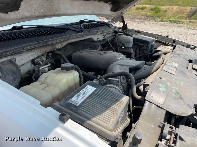 image for item DL3792 2007 Chevrolet Silverado 2500HD  Ext. Cab utility bed pickup truck