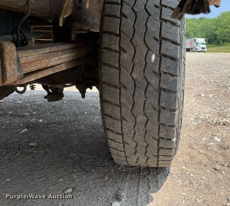 image for item DL3792 2007 Chevrolet Silverado 2500HD  Ext. Cab utility bed pickup truck