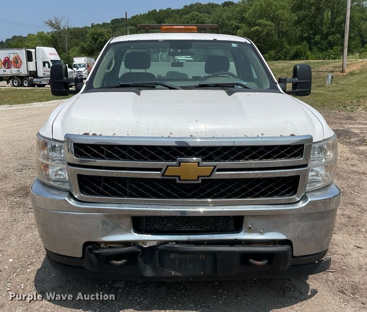 image for item DL3794 2012 Chevrolet Silverado 2500HD  utility bed pickup truck