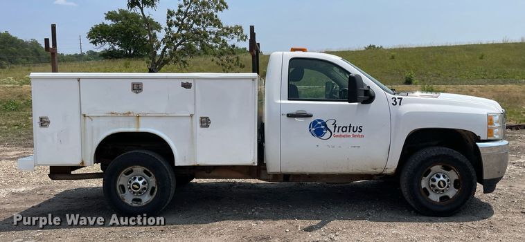 image for item DL3794 2012 Chevrolet Silverado 2500HD  utility bed pickup truck