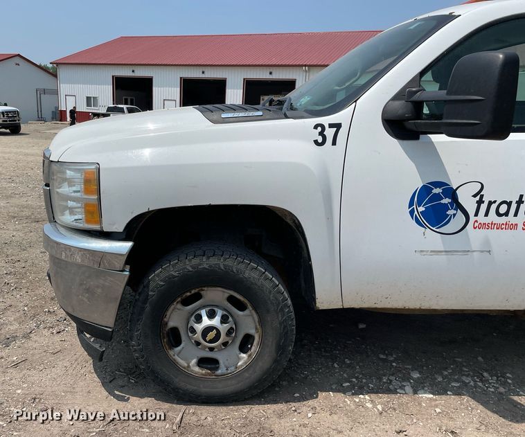 image for item DL3794 2012 Chevrolet Silverado 2500HD  utility bed pickup truck