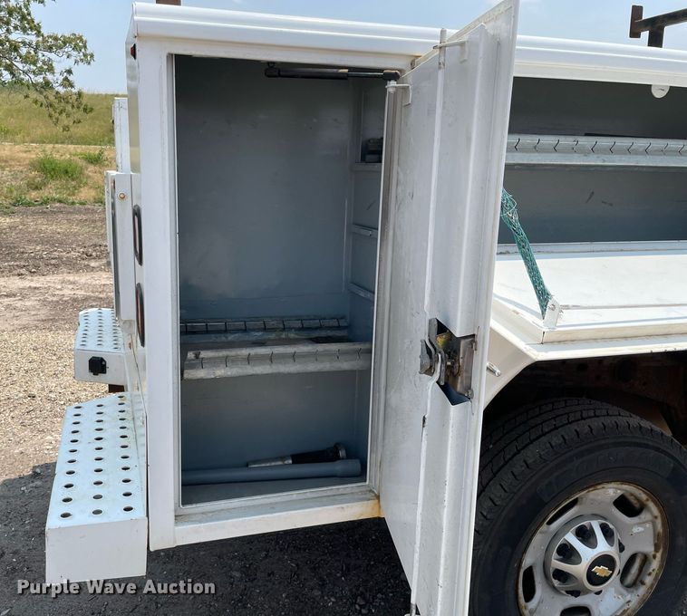 image for item DL3794 2012 Chevrolet Silverado 2500HD  utility bed pickup truck