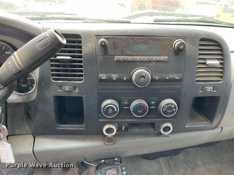 image for item DL3794 2012 Chevrolet Silverado 2500HD  utility bed pickup truck