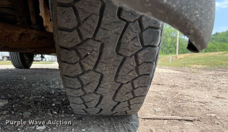 image for item DL3794 2012 Chevrolet Silverado 2500HD  utility bed pickup truck