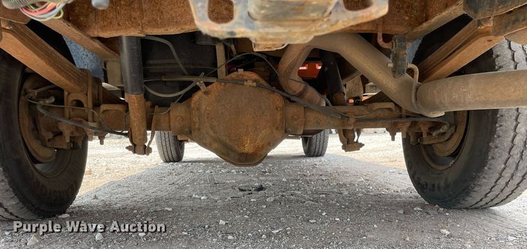 image for item DL3795 2003 Chevrolet Silverado 2500HD  utility bed pickup truck