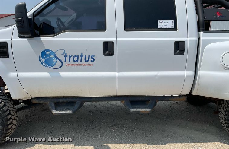 image for item DL3796 2008 Ford F350 Super Duty XLT  Crew Cab pickup truck