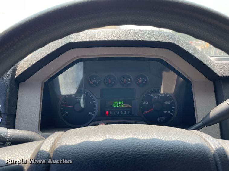 image for item DL3796 2008 Ford F350 Super Duty XLT  Crew Cab pickup truck