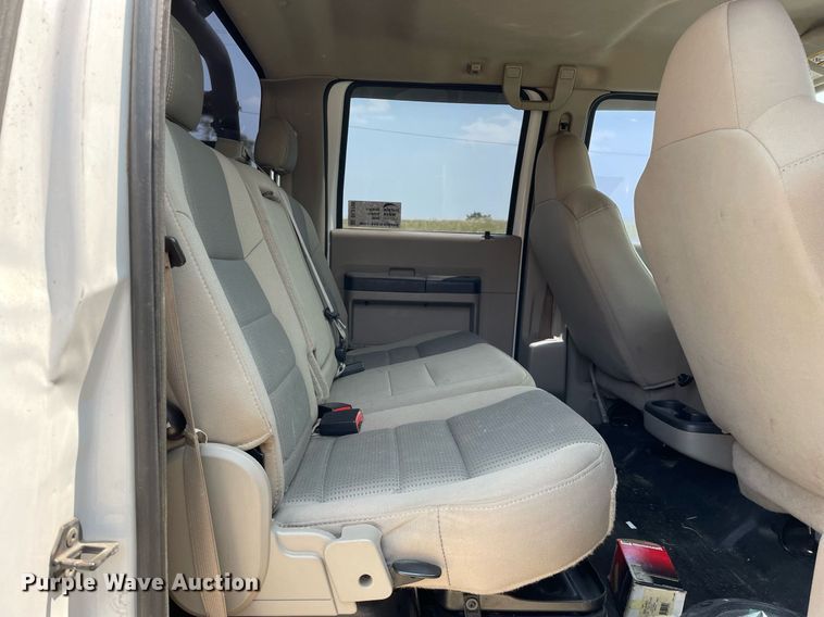 image for item DL3796 2008 Ford F350 Super Duty XLT  Crew Cab pickup truck