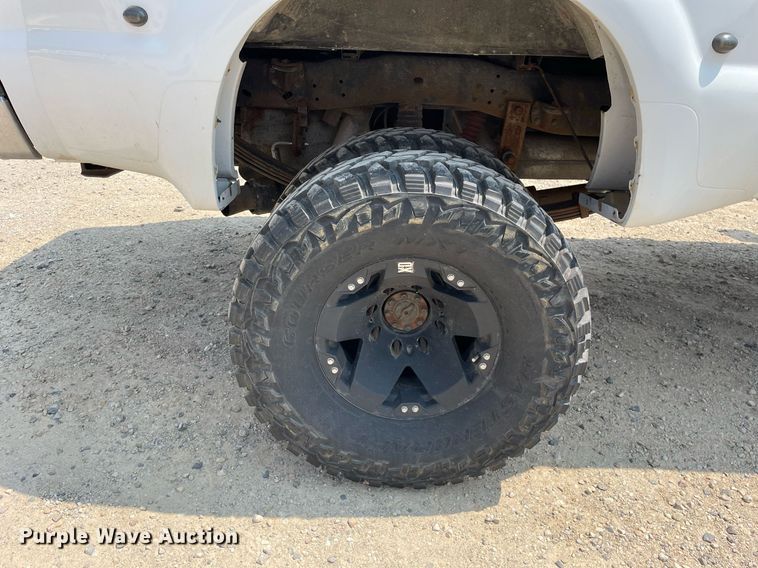 image for item DL3796 2008 Ford F350 Super Duty XLT  Crew Cab pickup truck