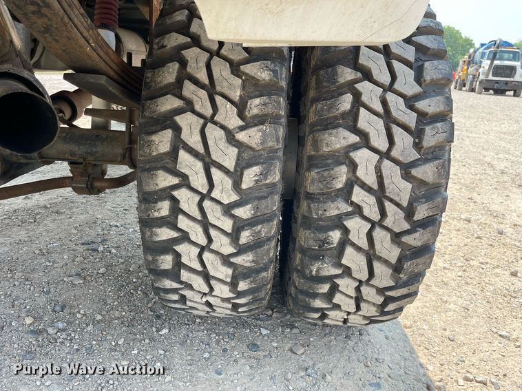 image for item DL3796 2008 Ford F350 Super Duty XLT  Crew Cab pickup truck