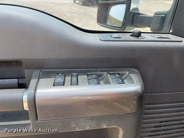 image for item DL3797 2008 Ford F350 Super Duty  Crew Cab pickup truck