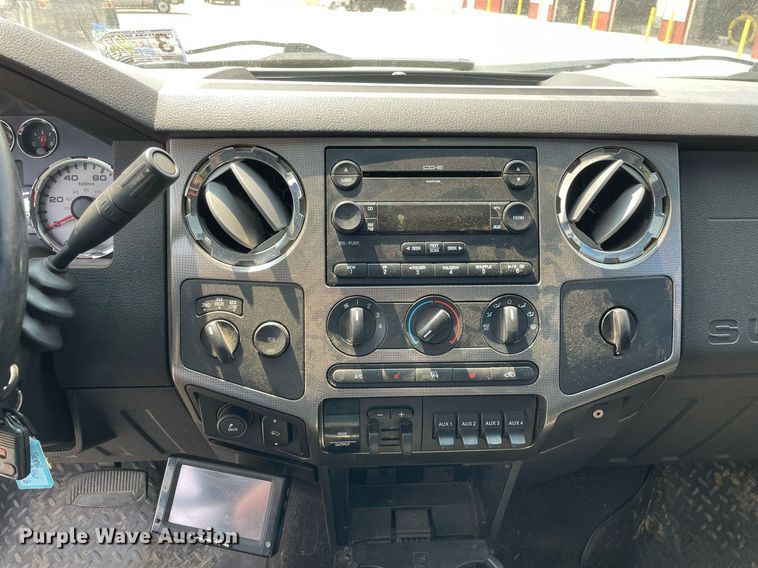 image for item DL3797 2008 Ford F350 Super Duty  Crew Cab pickup truck