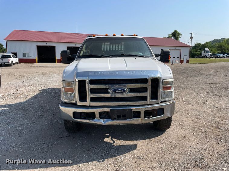 image for item DL3802 2008 Ford F350 Super Duty XLT  dump bed pickup truck