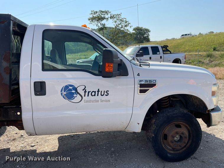 image for item DL3802 2008 Ford F350 Super Duty XLT  dump bed pickup truck