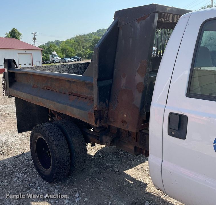 image for item DL3802 2008 Ford F350 Super Duty XLT  dump bed pickup truck