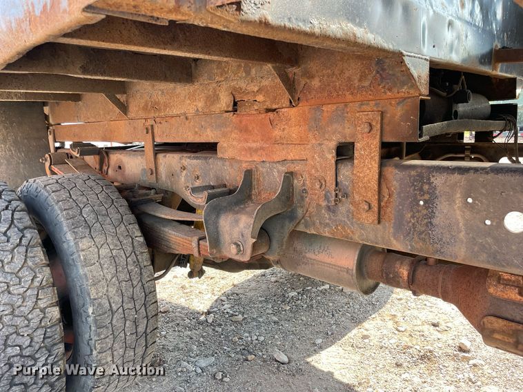 image for item DL3802 2008 Ford F350 Super Duty XLT  dump bed pickup truck