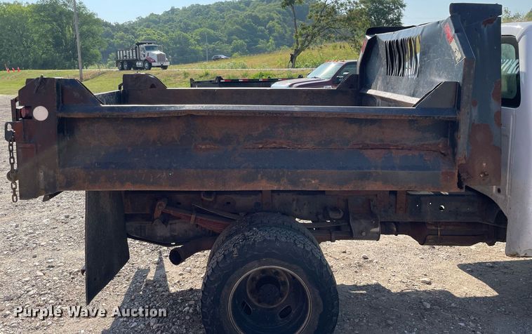 image for item DL3802 2008 Ford F350 Super Duty XLT  dump bed pickup truck