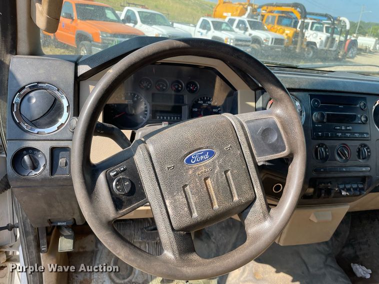 image for item DL3802 2008 Ford F350 Super Duty XLT  dump bed pickup truck