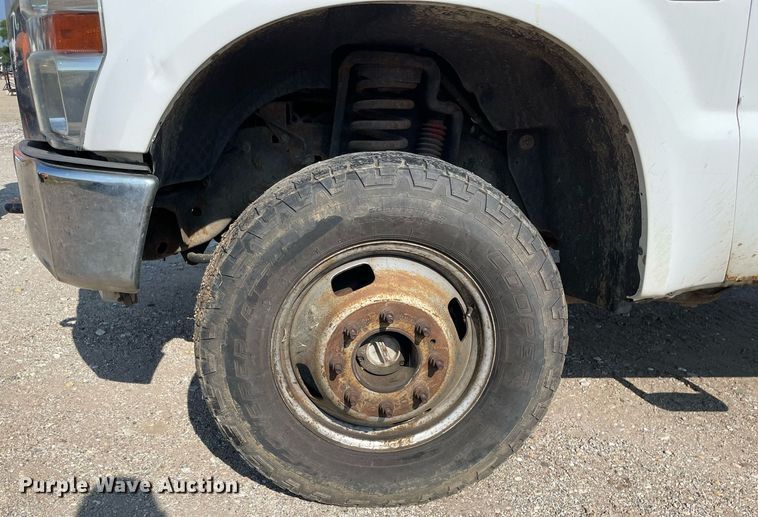 image for item DL3802 2008 Ford F350 Super Duty XLT  dump bed pickup truck