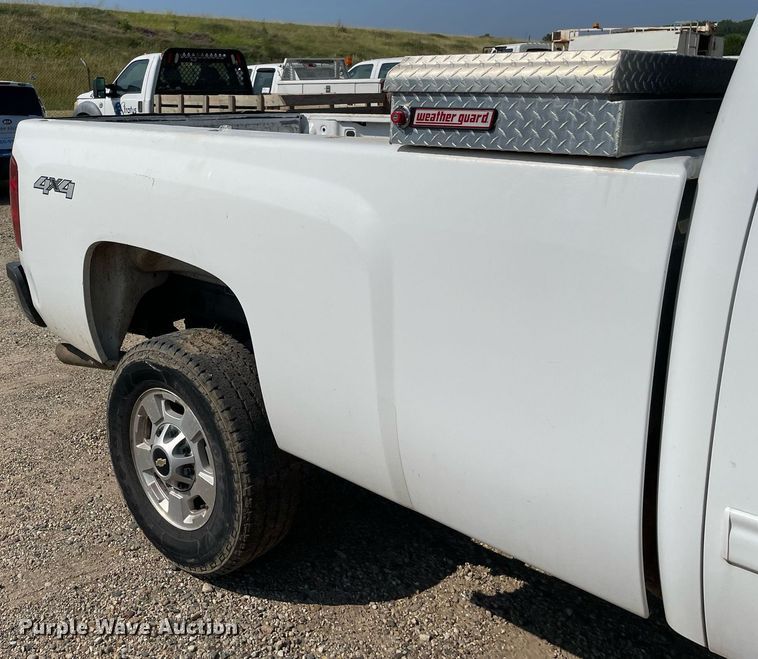 image for item DL3804 2013 Chevrolet 2500HD  Crew Cab pickup truck