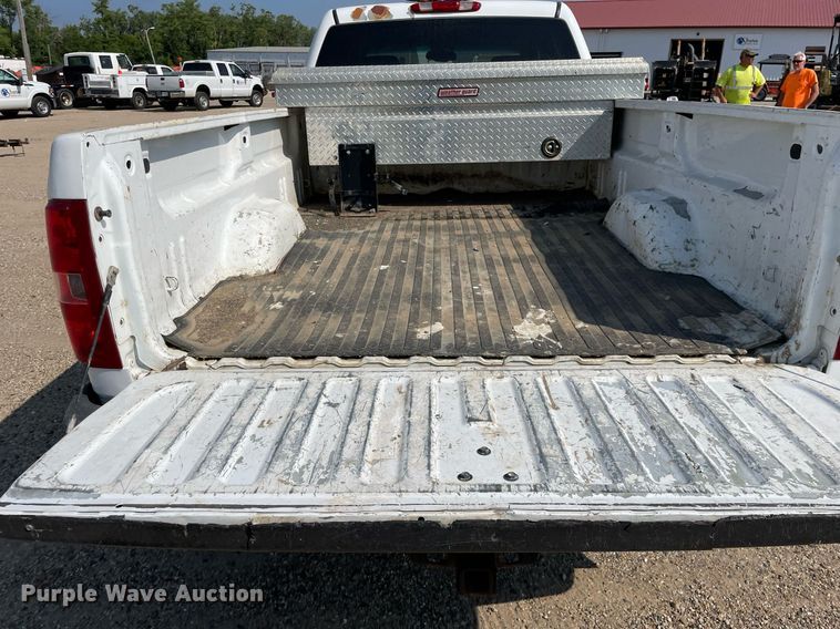 image for item DL3804 2013 Chevrolet 2500HD  Crew Cab pickup truck