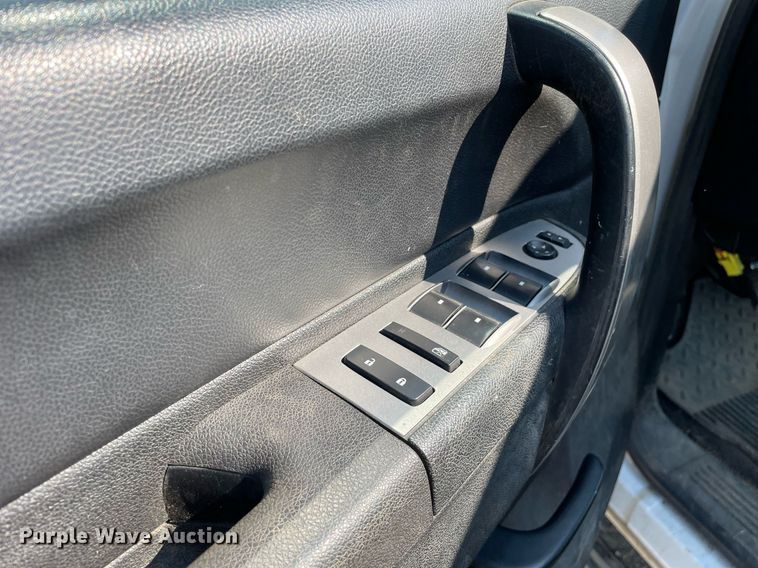 image for item DL3804 2013 Chevrolet 2500HD  Crew Cab pickup truck