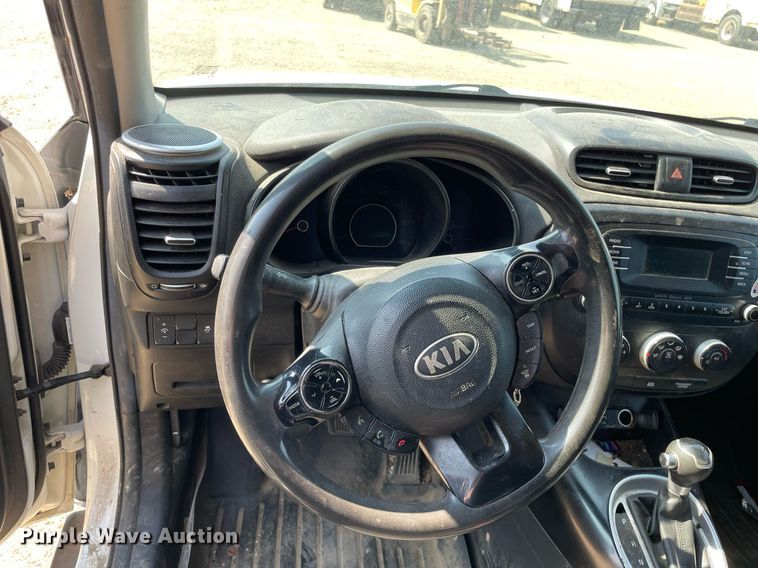 image for item DL3805 2016 Kia Soul  SUV