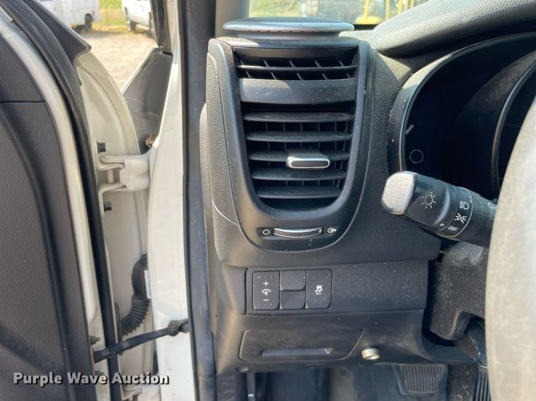 image for item DL3805 2016 Kia Soul  SUV