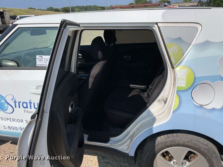 image for item DL3805 2016 Kia Soul  SUV