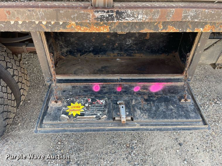 image for item DL3806 2011 Ford F450 Super Duty XL  flatbed truck