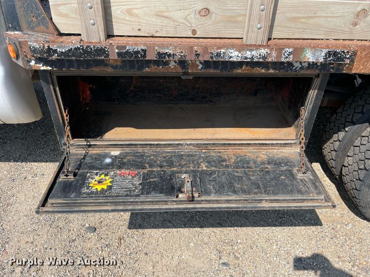 image for item DL3806 2011 Ford F450 Super Duty XL  flatbed truck