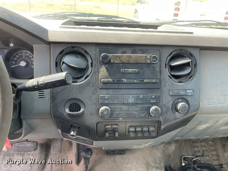 image for item DL3806 2011 Ford F450 Super Duty XL  flatbed truck