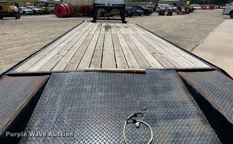 image for item DL3815 2005 Big Tex  equipment trailer