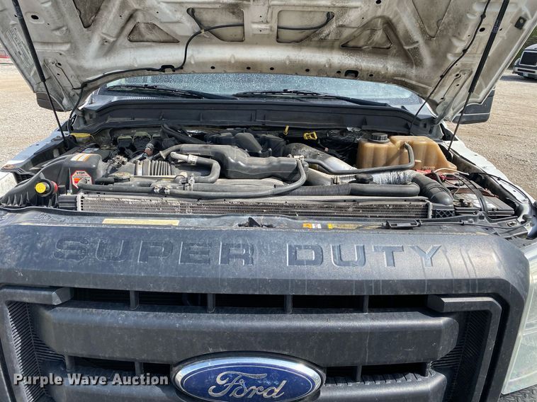 image for item DL7168 2012 Ford F550 Super Duty  flatbed truck