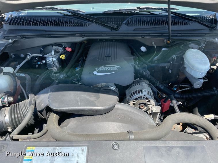 image for item DM0283 2003 GMC Sierra 1500  Ext. Cab pickup truck