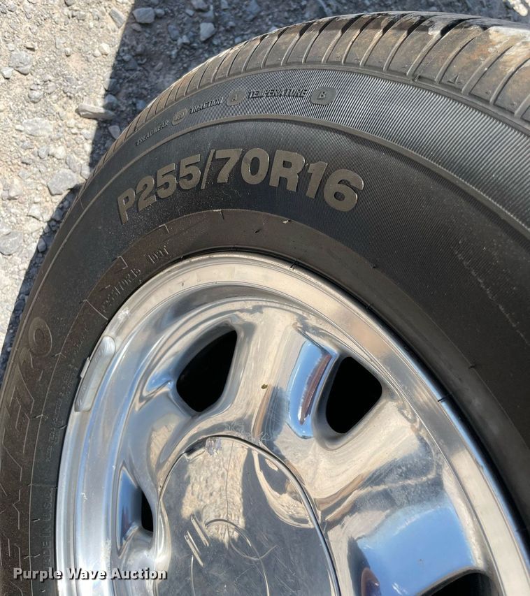 image for item DM0283 2003 GMC Sierra 1500  Ext. Cab pickup truck