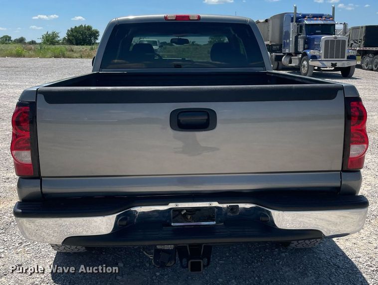 image for item DM0284 2006 Chevrolet Silverado 1500  Ext. Cab pickup truck