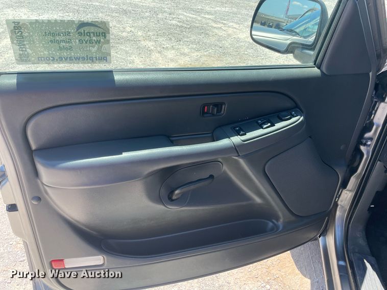 image for item DM0284 2006 Chevrolet Silverado 1500  Ext. Cab pickup truck