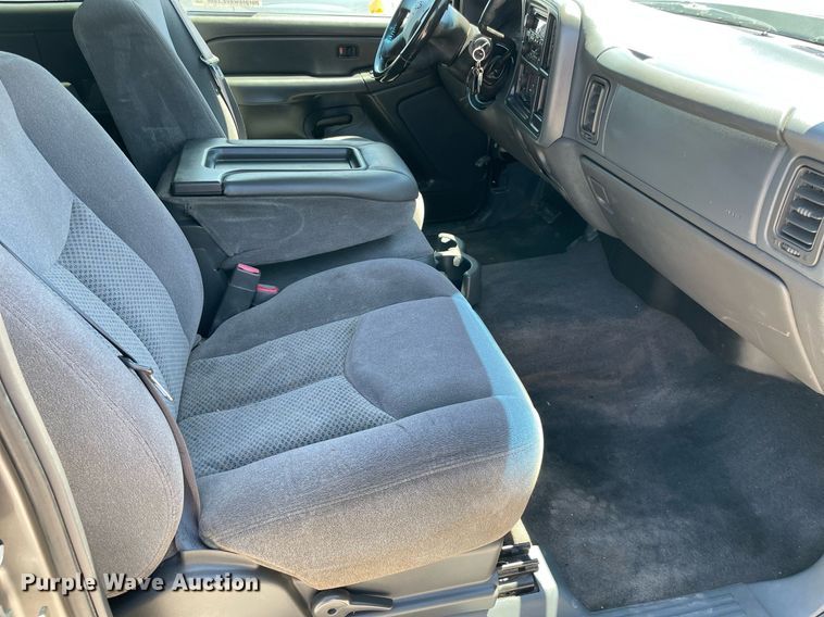 image for item DM0284 2006 Chevrolet Silverado 1500  Ext. Cab pickup truck