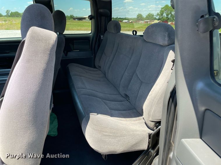 image for item DM0284 2006 Chevrolet Silverado 1500  Ext. Cab pickup truck