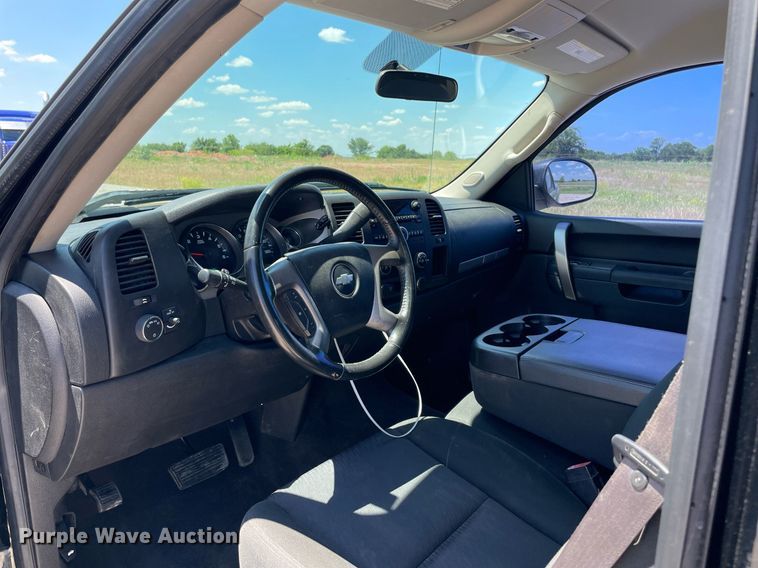 image for item DM0285 2012 Chevrolet Silverado 1500  Crew Cab pickup truck