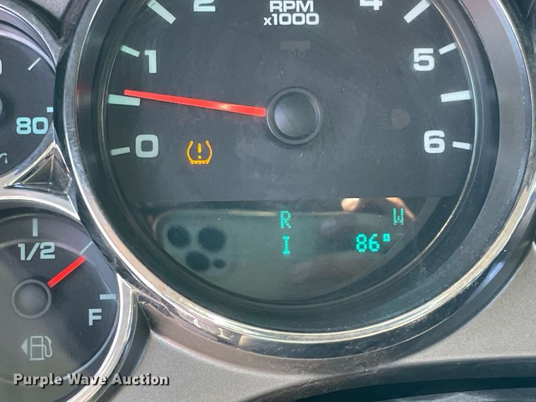 image for item DM0285 2012 Chevrolet Silverado 1500  Crew Cab pickup truck