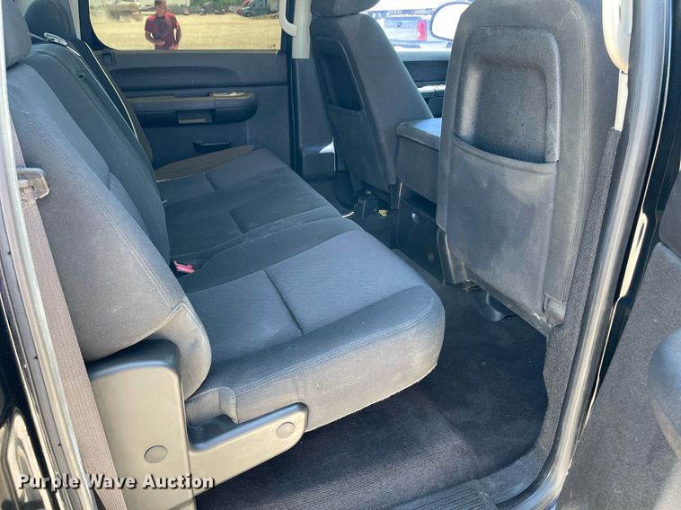 image for item DM0285 2012 Chevrolet Silverado 1500  Crew Cab pickup truck