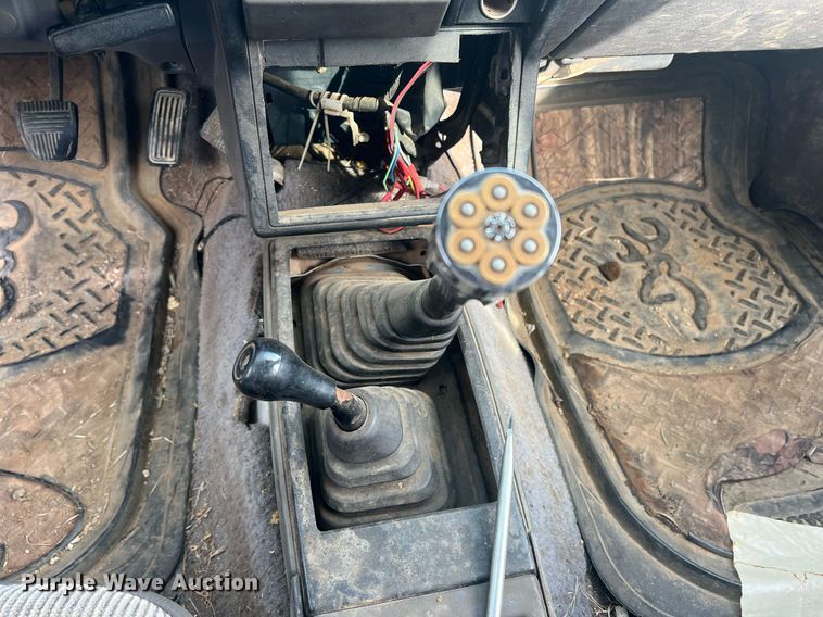 image for item DN3021 1987 Toyota Tacoma  Access Cab flatbed pickup truck