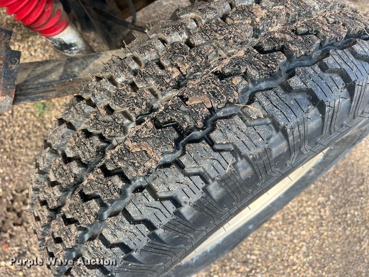 image for item DN3021 1987 Toyota Tacoma  Access Cab flatbed pickup truck